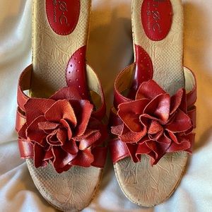 b.o.c red leather flower cork sandals